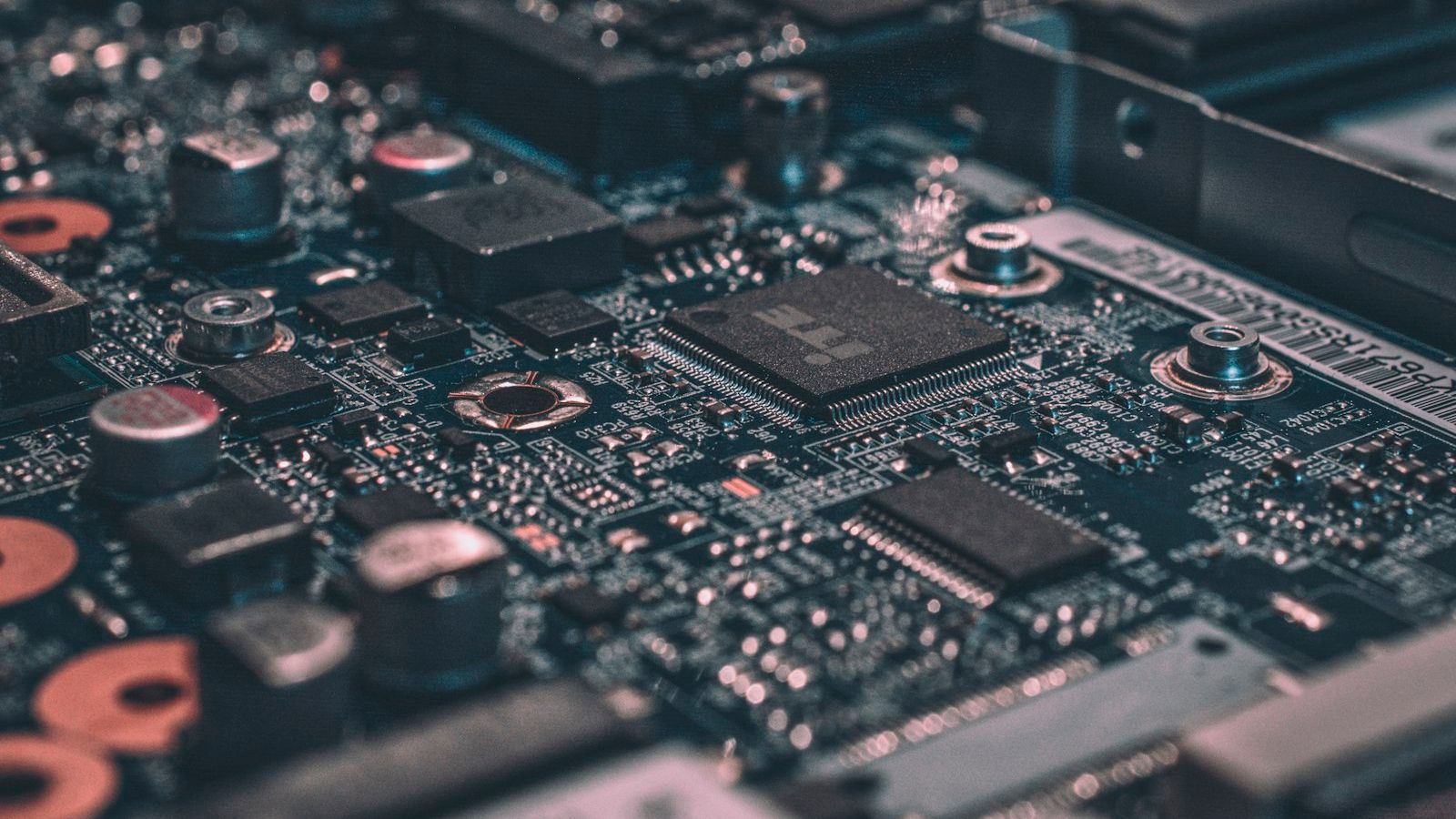 High-precision silicon wafer and microchip interconnect circuitry engineered for dynamic test-time inference compute.